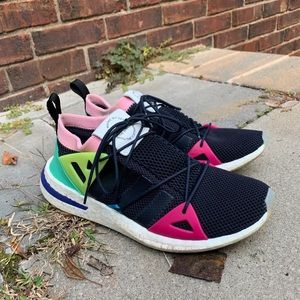 Retro Adidas Arkyn Sneakers